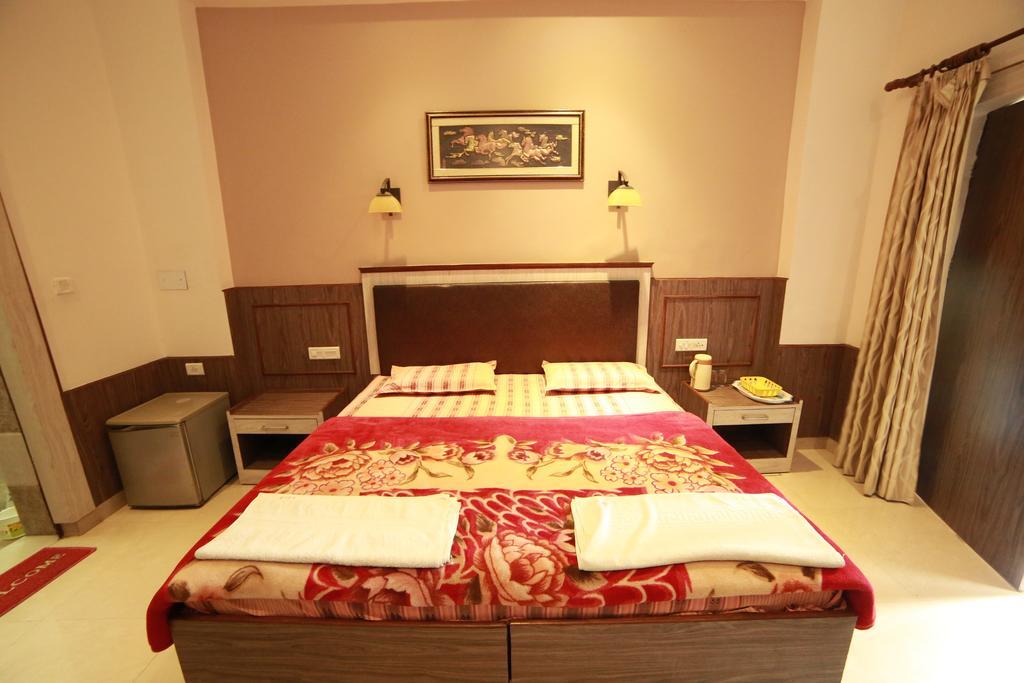 Hotel Sidhartha Walking Distance From Tajmahal Agra  Exterior photo