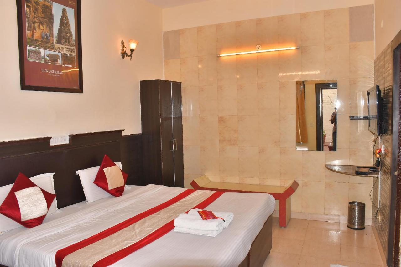 Hotel Sidhartha Walking Distance From Tajmahal Agra  Exterior photo