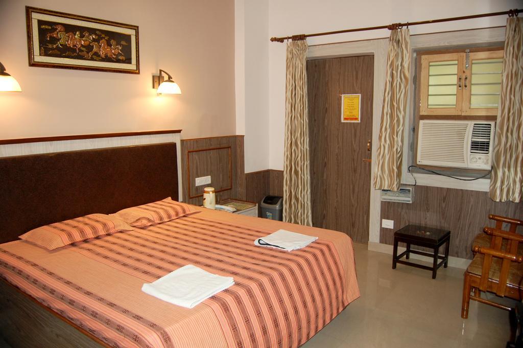 Hotel Sidhartha Walking Distance From Tajmahal Agra  Exterior photo
