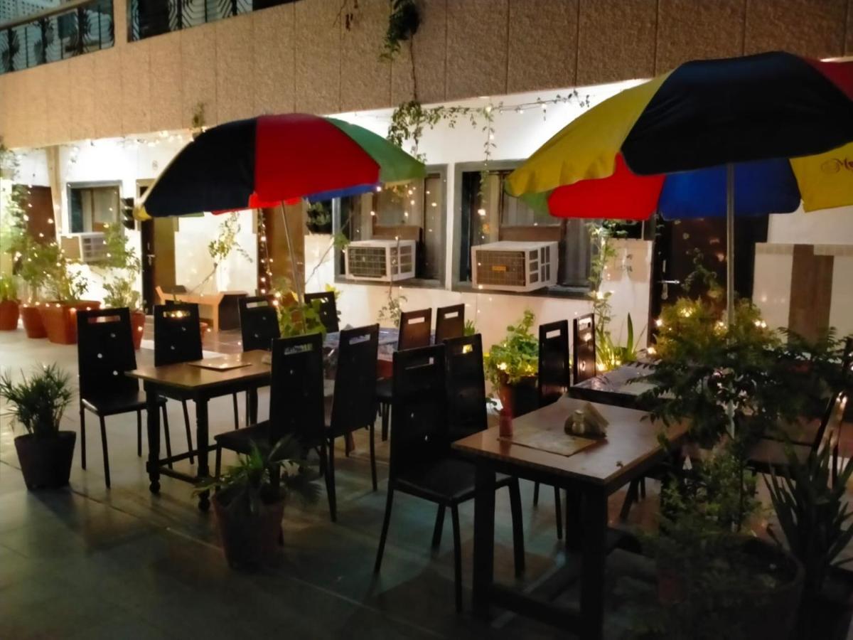 Hotel Sidhartha Walking Distance From Tajmahal Agra  Exterior photo