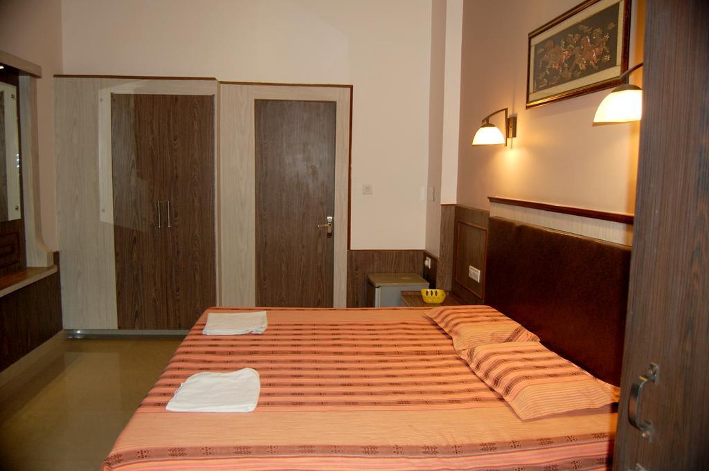 Hotel Sidhartha Walking Distance From Tajmahal Agra  Exterior photo